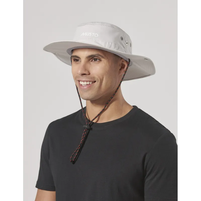 Musto EVOLUTION FAST DRY BRIMMED HAT Musto EVOLUTION FAST DRY BRIMMED HAT