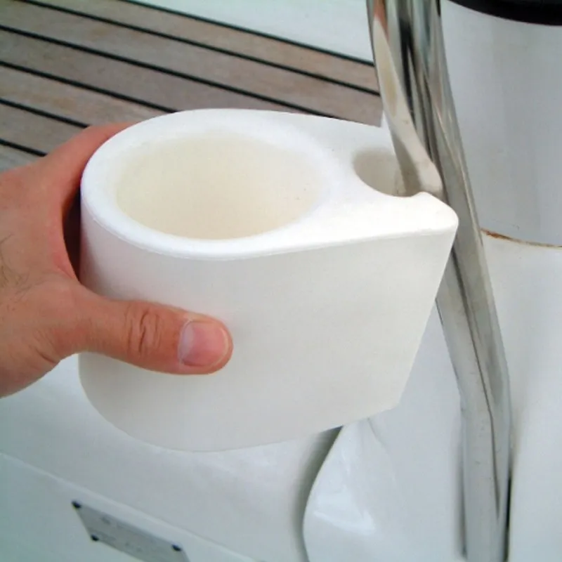Clip-on CAN HOLDER Clip-on CAN HOLDER