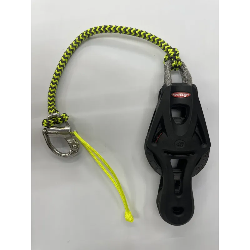 Ronstan RF45501 Optimist mainsheet link block with shackle