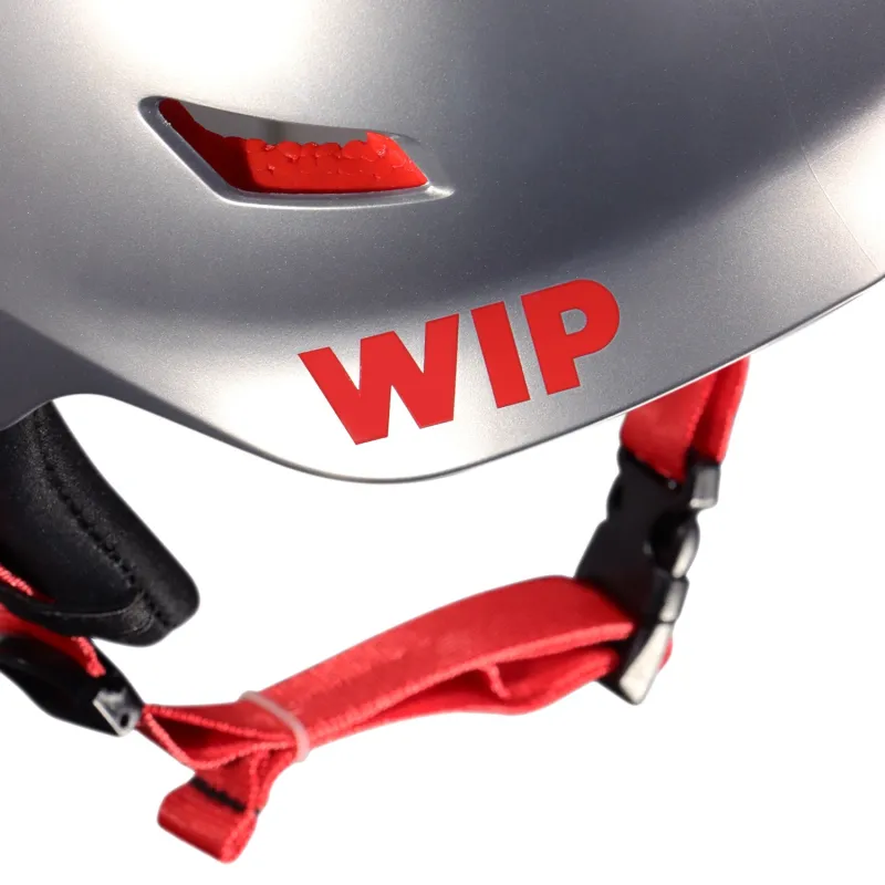 WIP WIPPER 2.0 HELMET - 55-61cm, shiny silver WIP WIPPER 2.0 HELMET - 55-61cm, shiny silver